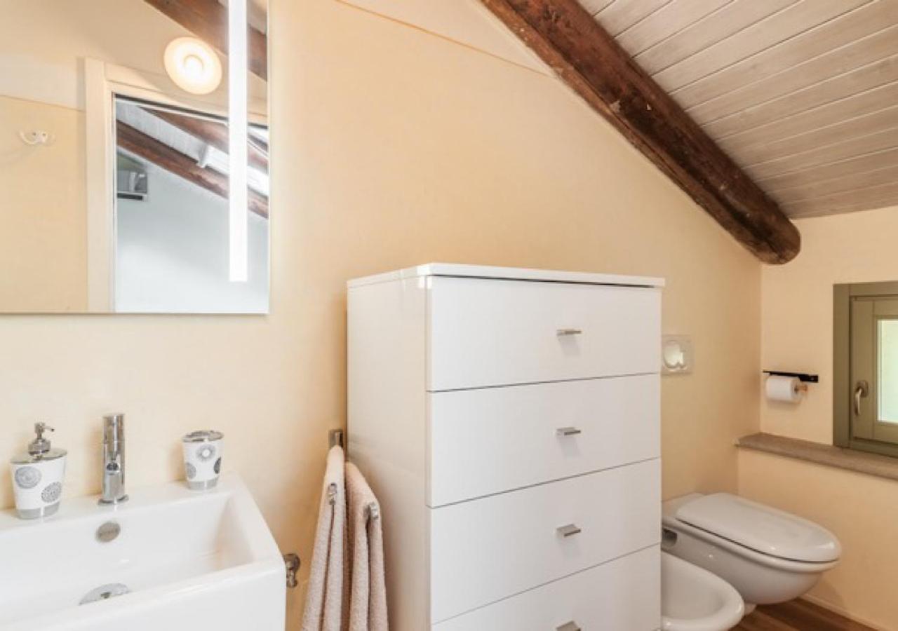 Charming Loft Golf Club Barolo Leilighet Novello Eksteriør bilde